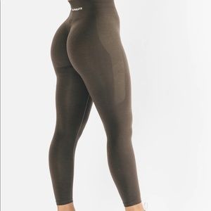 Amplify Leggings - Mocha